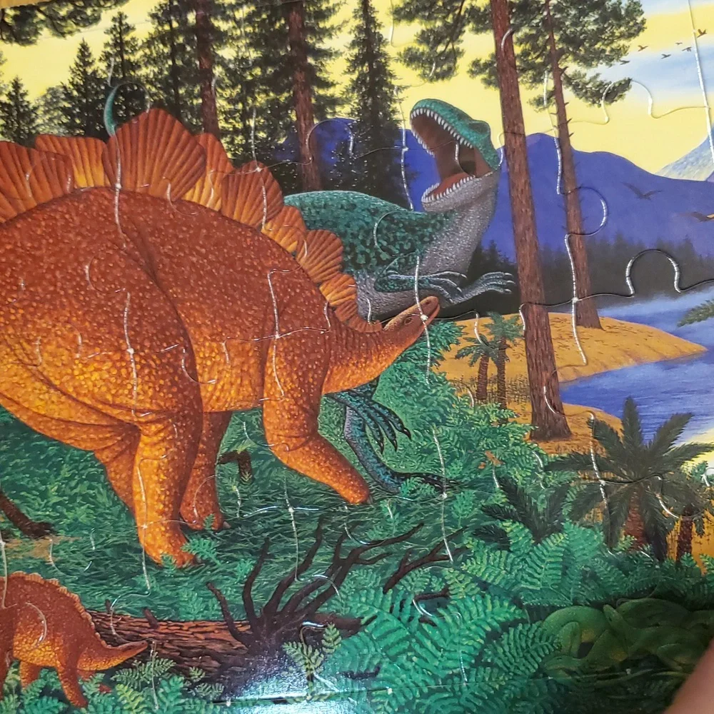 Jigsaw Dinosaurs Puzzle Book‎